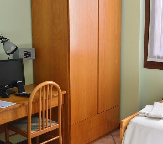 Albergo Escondido