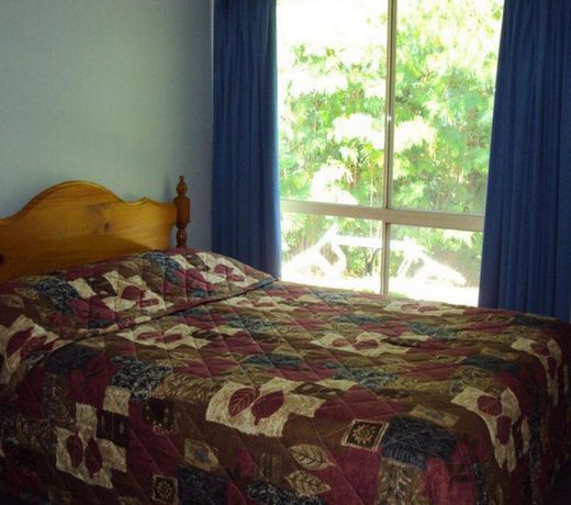 Palm Valley Motel