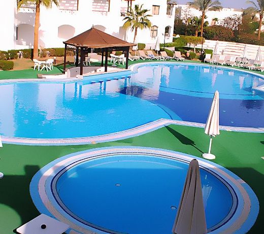Karma Hotel