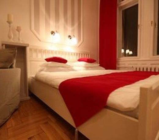 d.Five Classic Luxury Apartment
