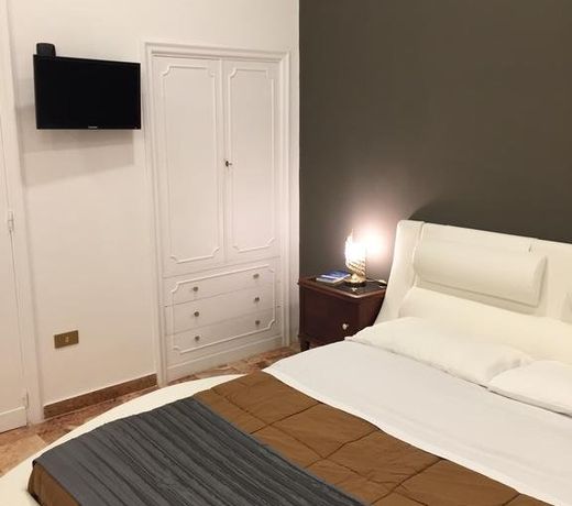 Il Ventre di Napoli "Broggia"