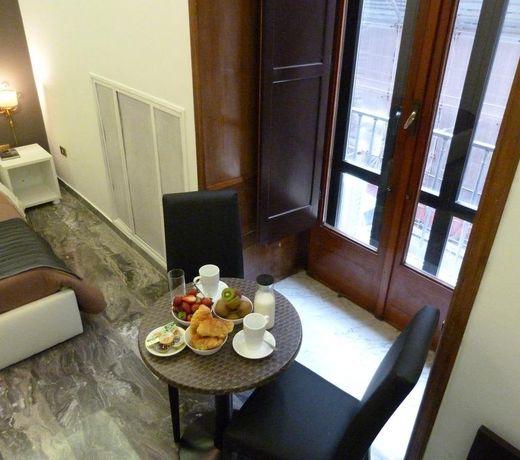 Il Ventre di Napoli "Broggia"