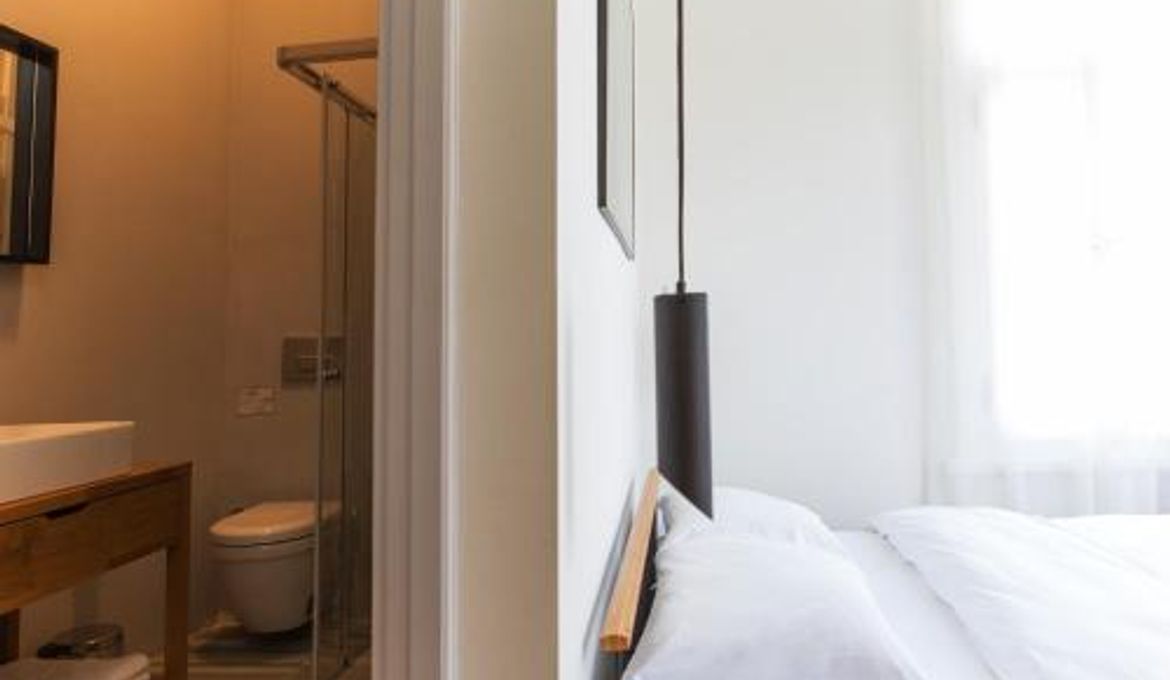 Serguzest Otel