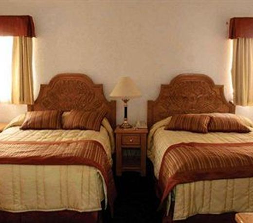 Hotel Suites el Paseo