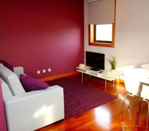 LOW COST TOURIST APARTMENTS - PALÃCIO DA BOLSA