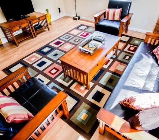 HOLLYWOOD WALK OF FAME APARTMENT
