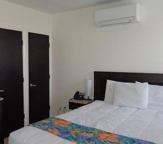 Caribbean Resort Suites