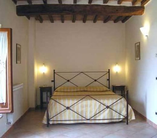 Tana de Lepri