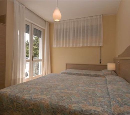 Hotel Eurovil Garni
