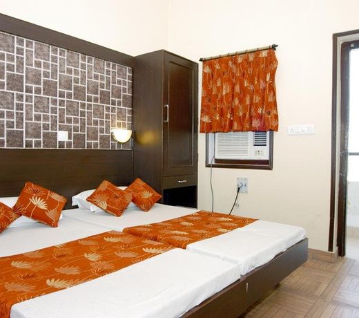 Hotel Varuna