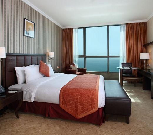 Grand Hotel