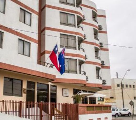 AMARU APARTHOTEL