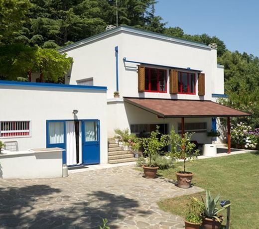 Villa Moni