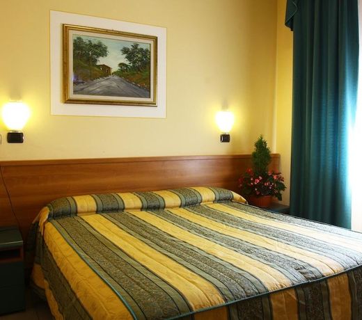Hotel Bisenzio