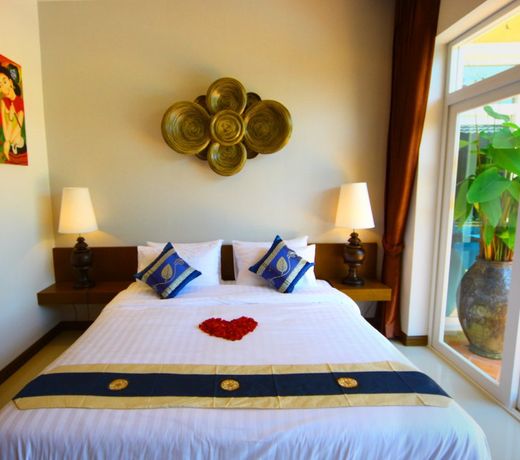 Rawai Private Villas - Pools and Garden