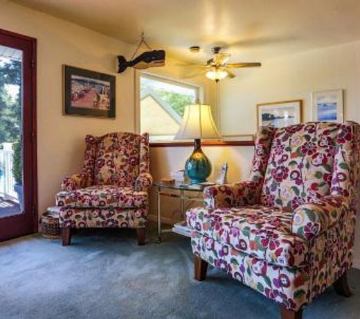 Hillside House Bed and Breakfast