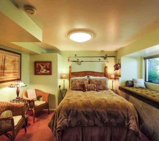 Hillside House Bed and Breakfast