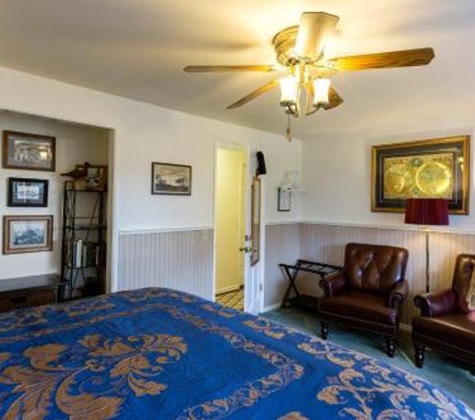 Hillside House Bed and Breakfast