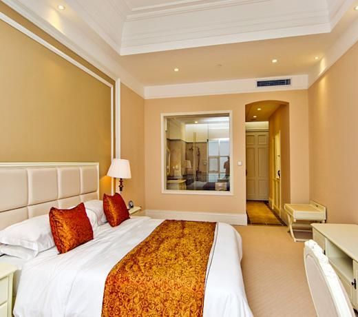 Yantai Blue Sky Hotel