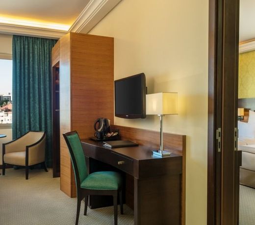Corp Amman Hotel