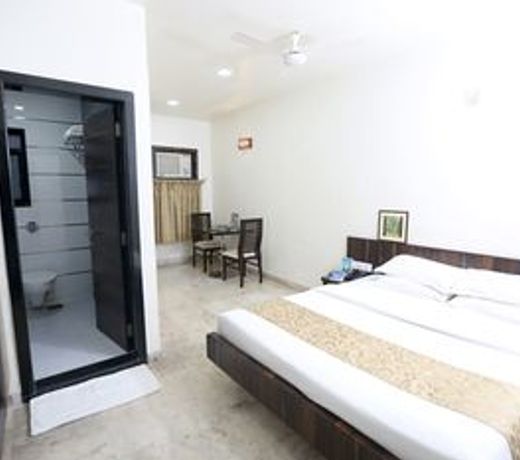 Hotel Lokesh
