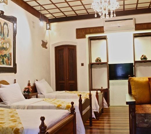 Sulyap Bed & Breakfast â Casa de Alitagtag Boutique Hotel
