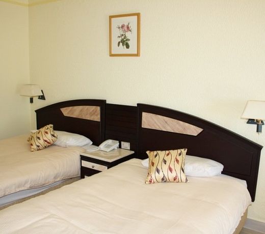 Dessole Royal Rojana Resort