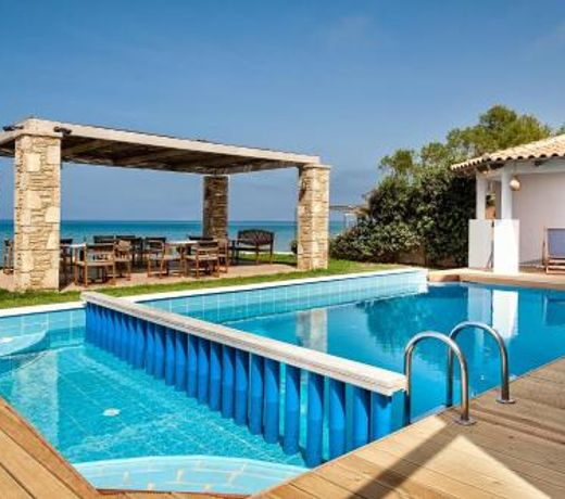 The Mini Beach Hotel