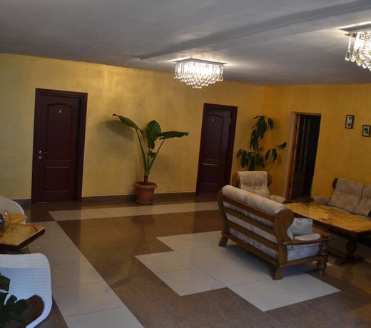 Motion Hotel