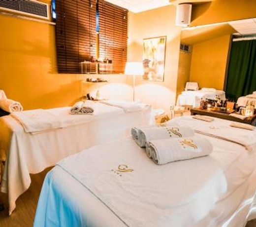 Golden Suites & Spa
