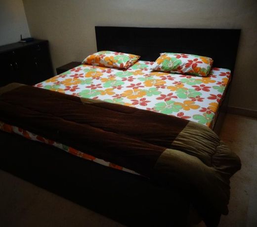 Maplewood Guest House, Neeti Bagh, New Delhiit is a Boutiqu Guest House - Room 2