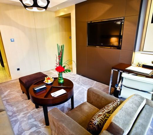 Celebrity Upper Class Hotel