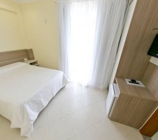 Bombinhas Praia Apart Hotel - Unidade rua Corrupiao