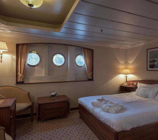 Hotelships Holland - MS Cezanne - Neuss