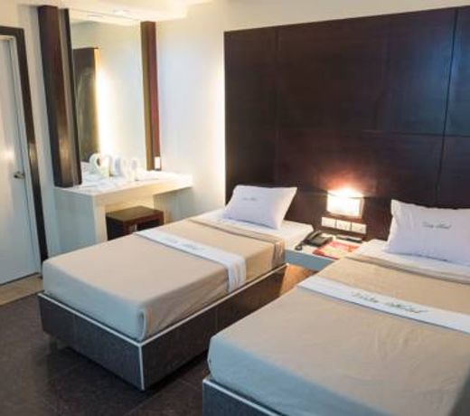 Vista Hotel Cubao
