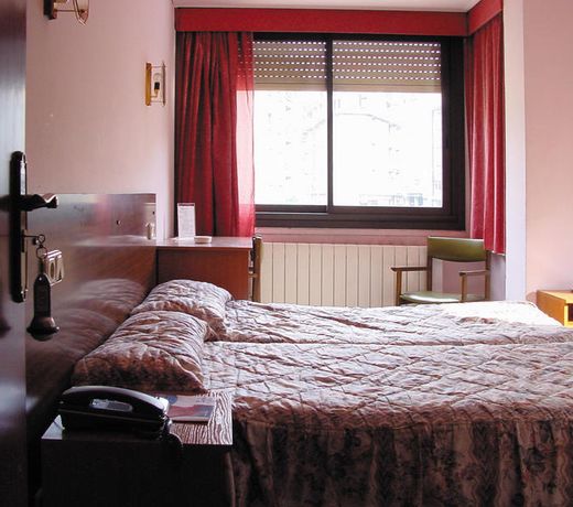 Font Andorra Hostel