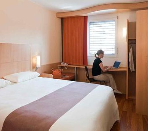 ibis Locarno