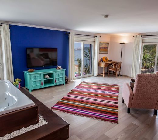 Toka Bodrum Hotel & Beach Club