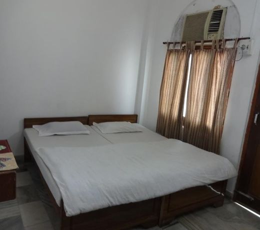 Sandhya Guest House