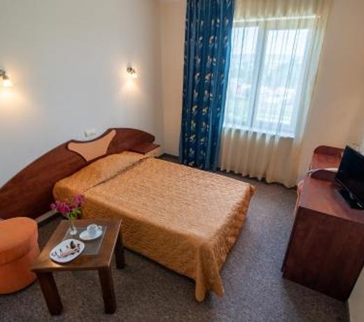 Adamo Hotel
