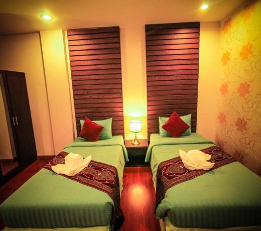 Hipster Hotel