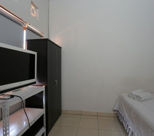 Reddoorz Near Seminyak Square