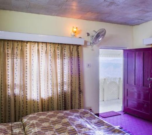 Hotel Himdhara