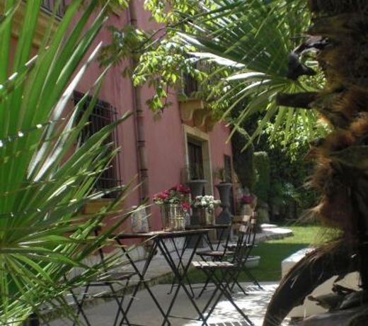 Casa Bonifato