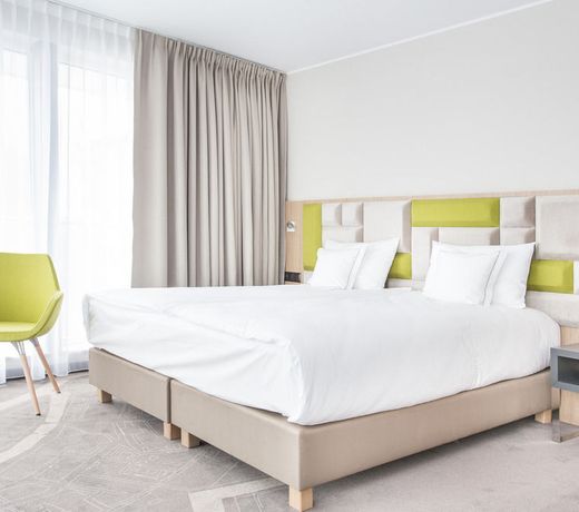 Hotel Almond Business & SPA
