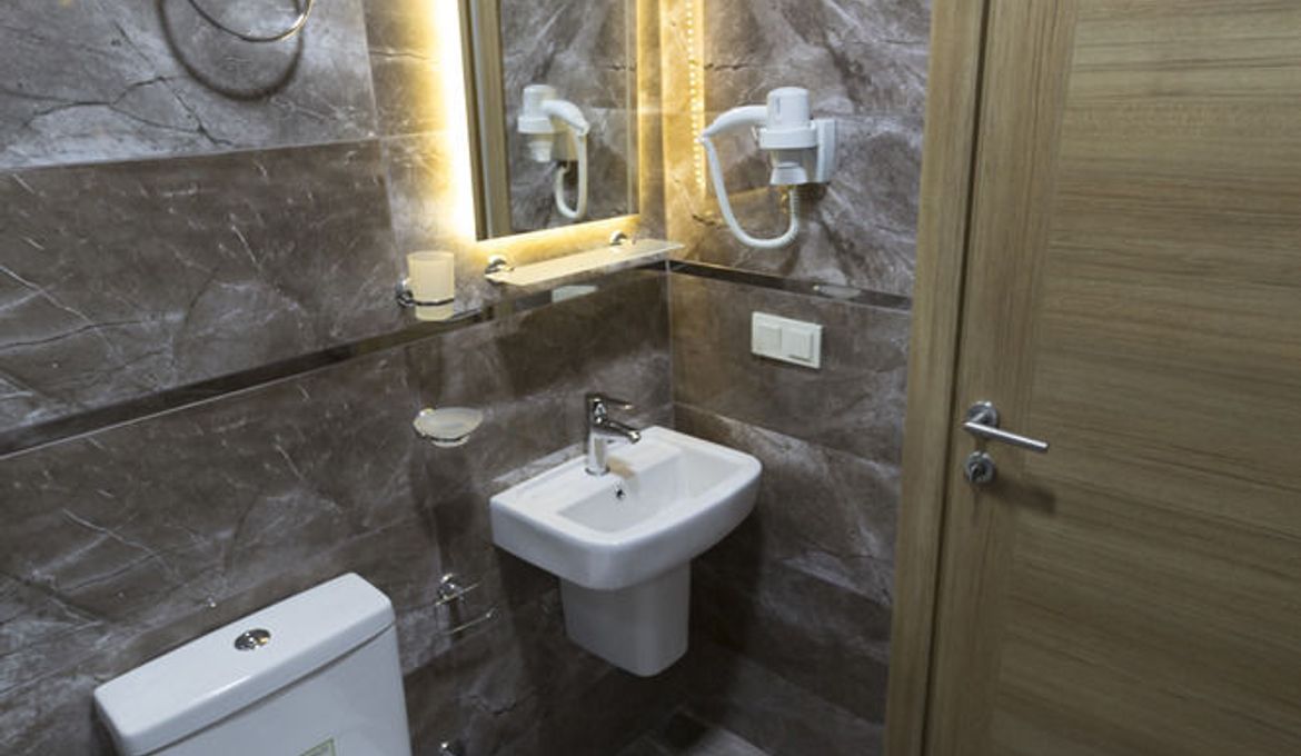 Golden Galley Suites