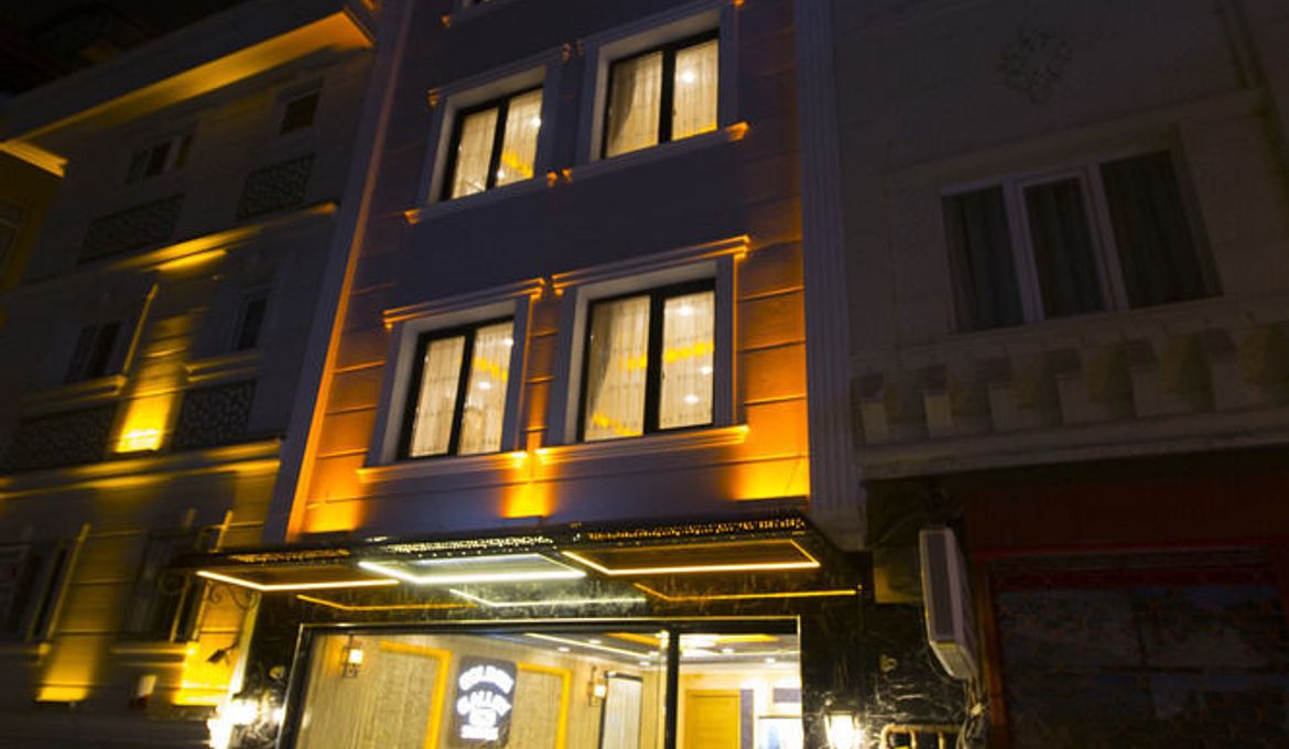Golden Galley Suites