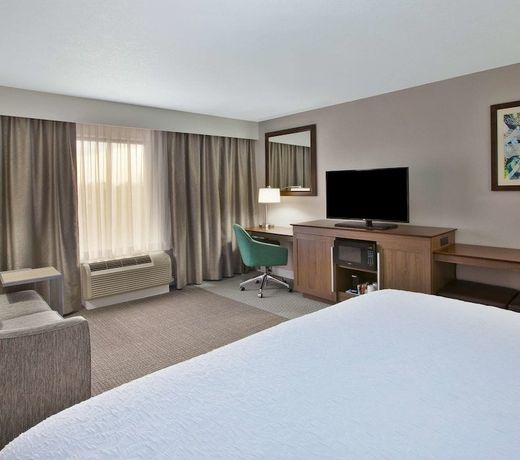 Hampton Inn & Suites-Alliance, OH