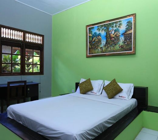 RedDoorz @ Dewi Sita Seminyak