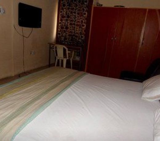 Kristabel Hotel And Suites